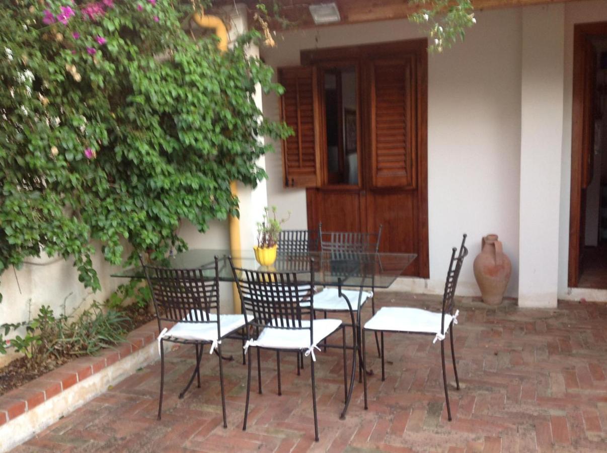 Casa Tufo Isola di Ustica Exterior foto